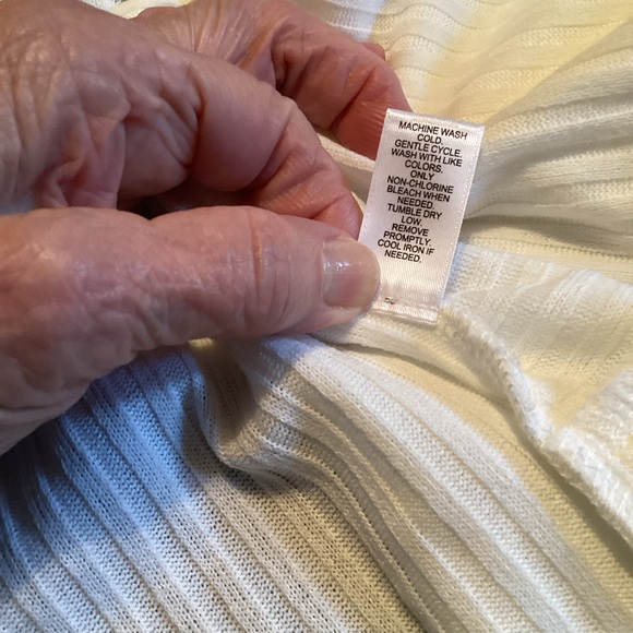 Cato’s ladies white textured open Cardigan, size XL, NWT - Picture 8 of 11